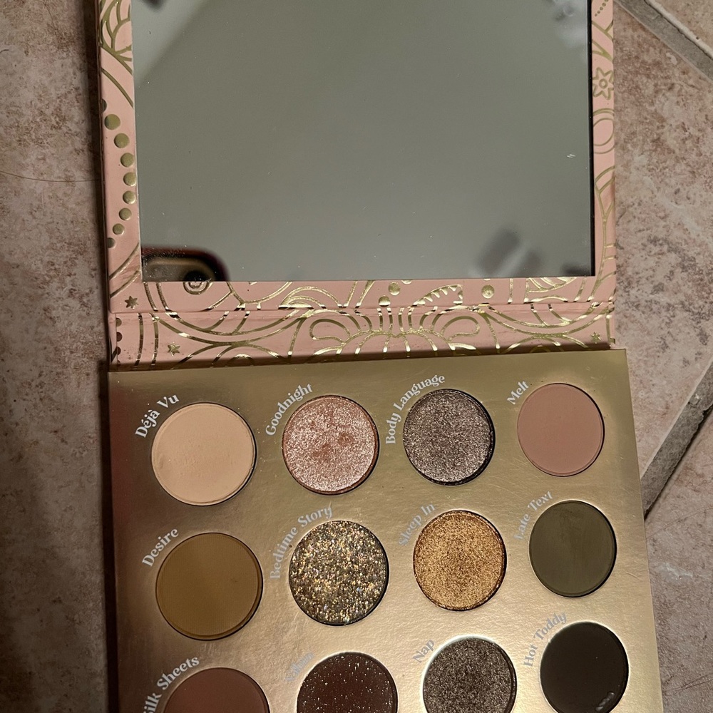 Colourpop Boudoir Noir Palette